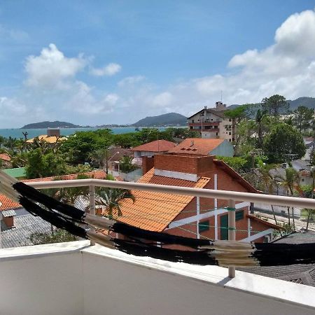 Apto Na Praia De 1 Dormitorio Com Vista Pro Mar A Poucos Passos Da Areia Apartment Florianopolis Ngoại thất bức ảnh