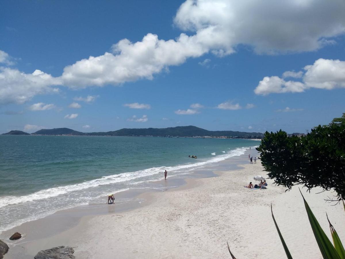 Apto Na Praia De 1 Dormitorio Com Vista Pro Mar A Poucos Passos Da Areia Apartment Florianopolis Ngoại thất bức ảnh